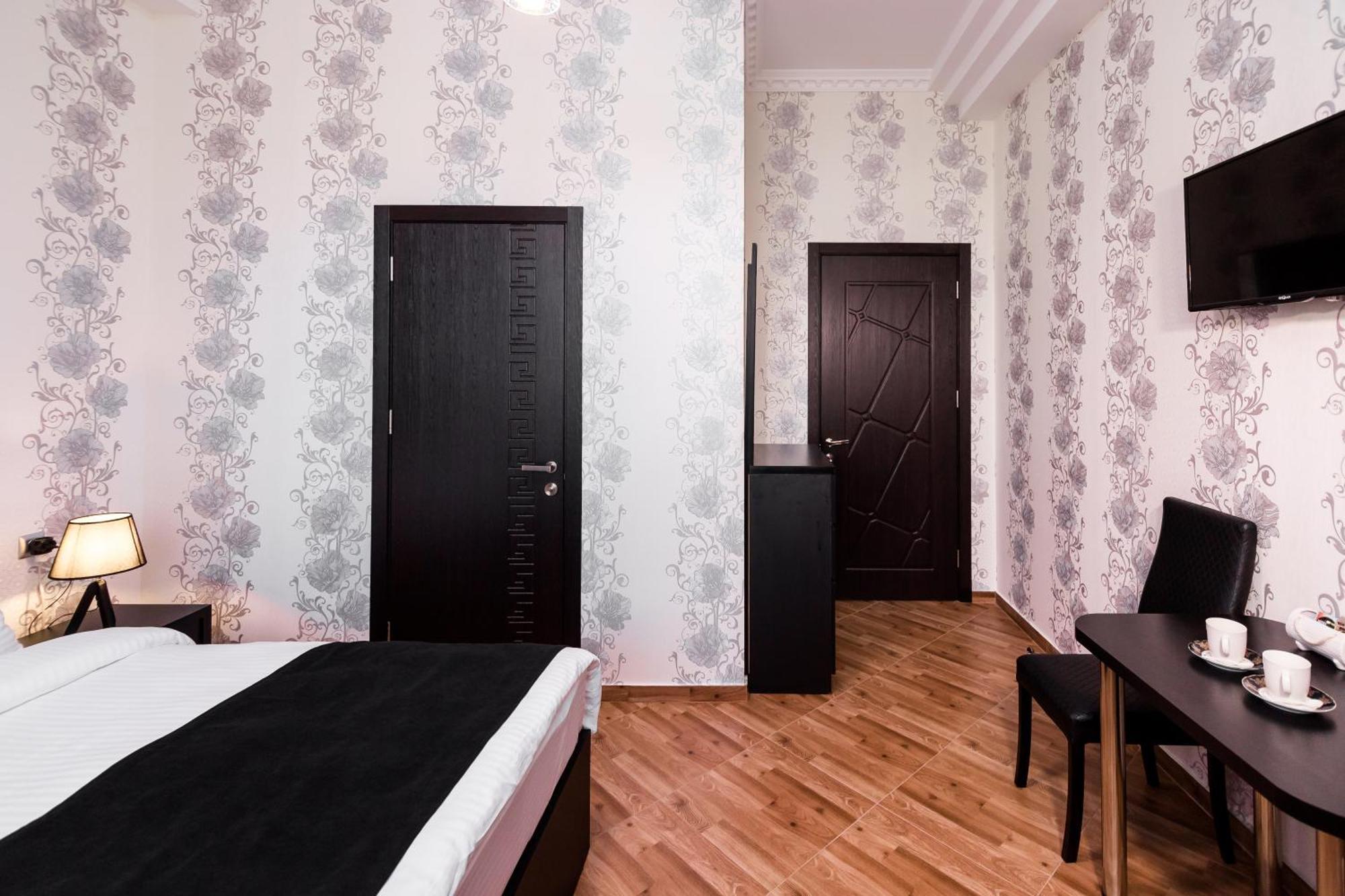 טביליסי George Hotel מראה חיצוני תמונה